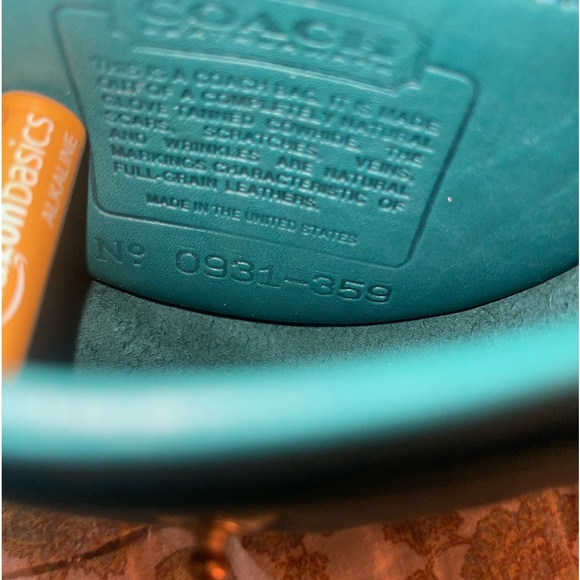 Vintage coach belt bag. - Picture 10 of 12